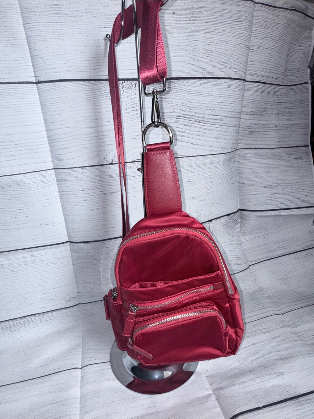 Compact Red Crossbody Sling Bag - Versatile Everyday Carry